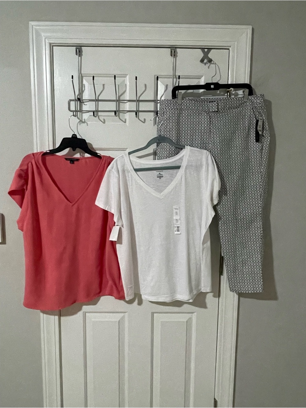 Patterned Black & White Capris with Comfortable Fit
